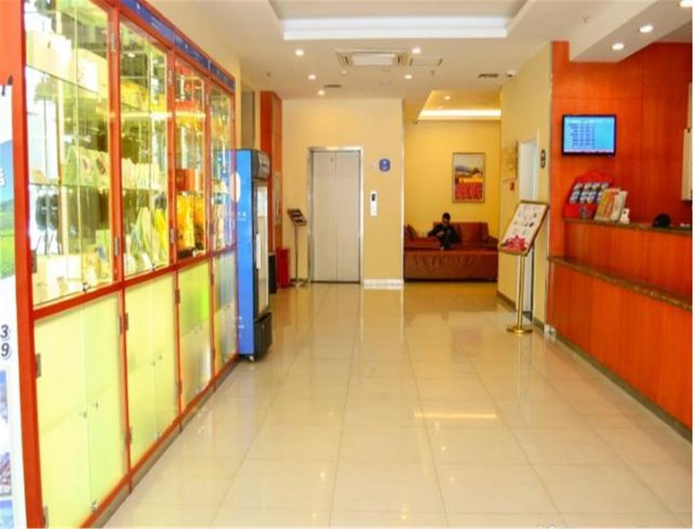 汉庭酒店兰州火车站店 外观 照片